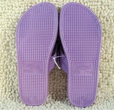 居家、情侶與浴室涼拖鞋批發(fā)的市場(chǎng)機(jī)遇——以7158服裝批發(fā)為例